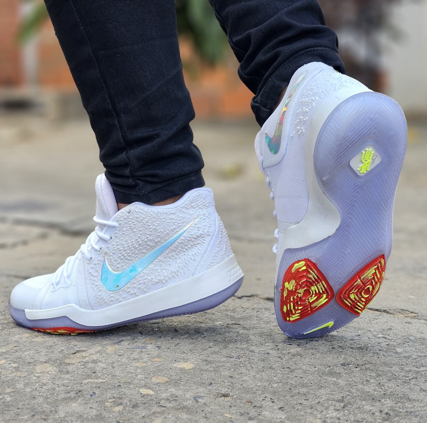 Bota Nike Kyrie +Regalo 3 Pares medias