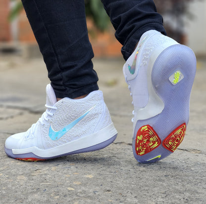 Bota Nike Kyrie +Regalo 3 Pares medias
