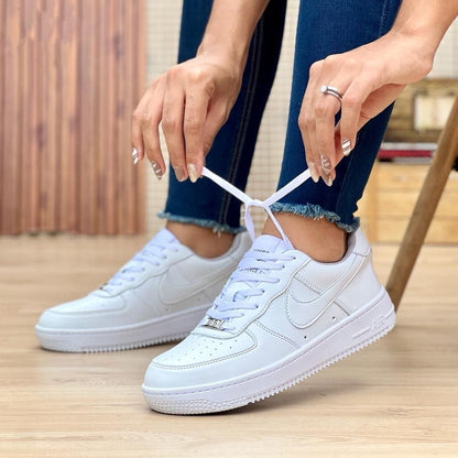TENIS NIKE FOR ONE COLEGIAL